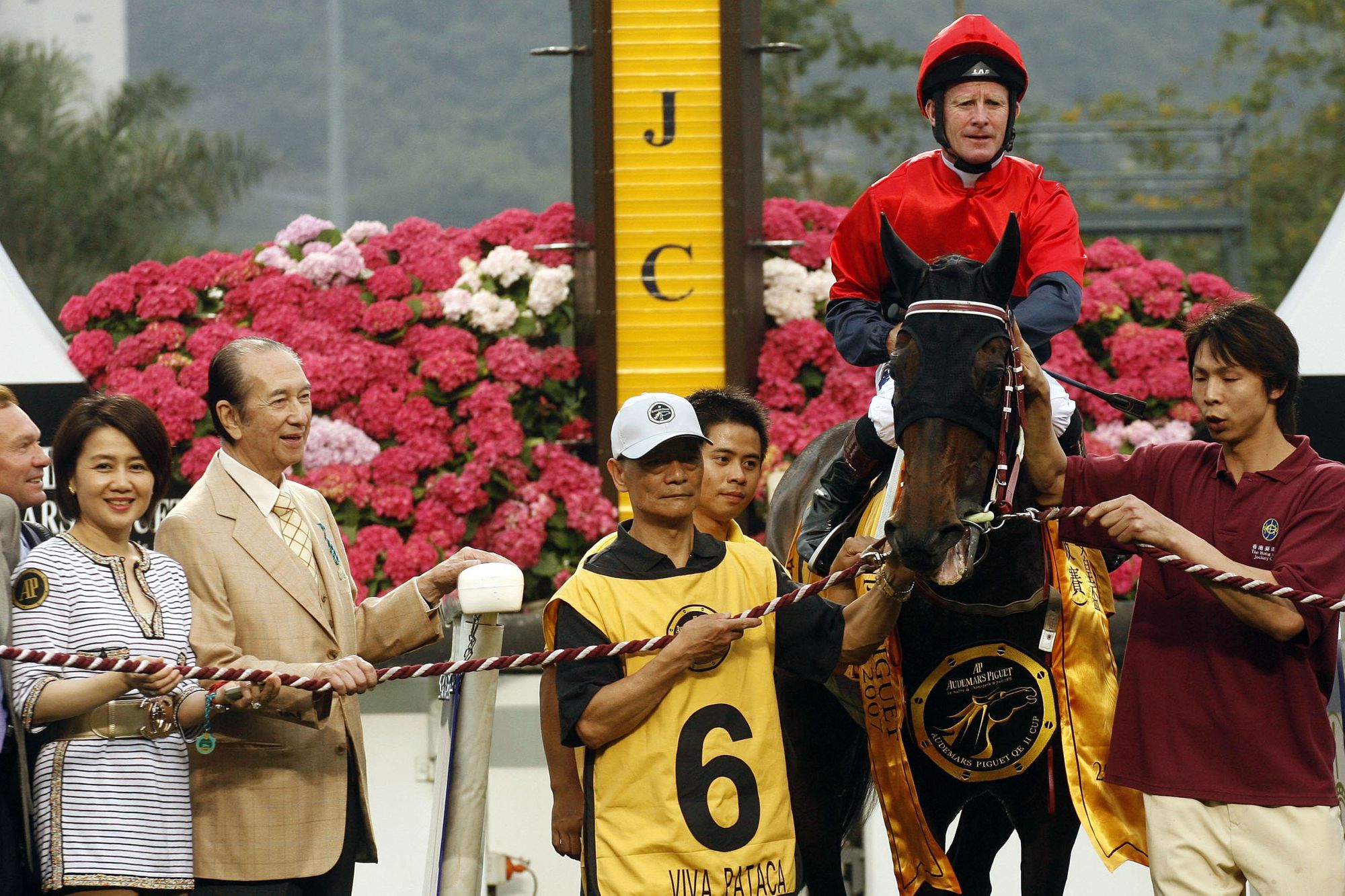 Stanley Ho’s celebrated horse Viva Pataca [named after the Macanese pataca currency] earned more than USD8m in prize money and was Hong Kong Horse of the Year in 2009.